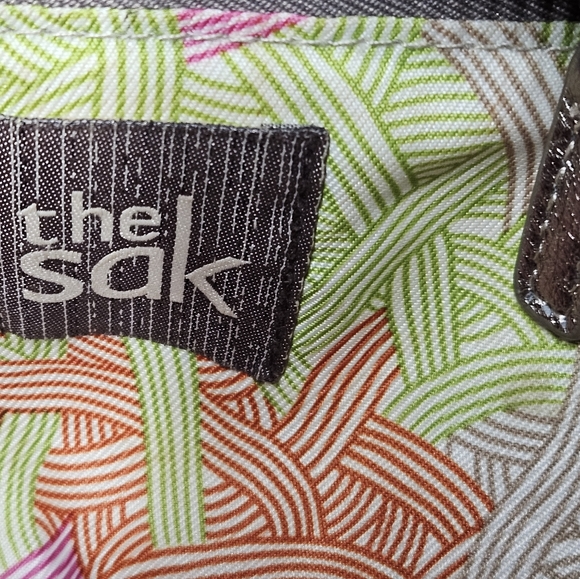 The SAK pewter leather crossbody - Picture 2 of 8